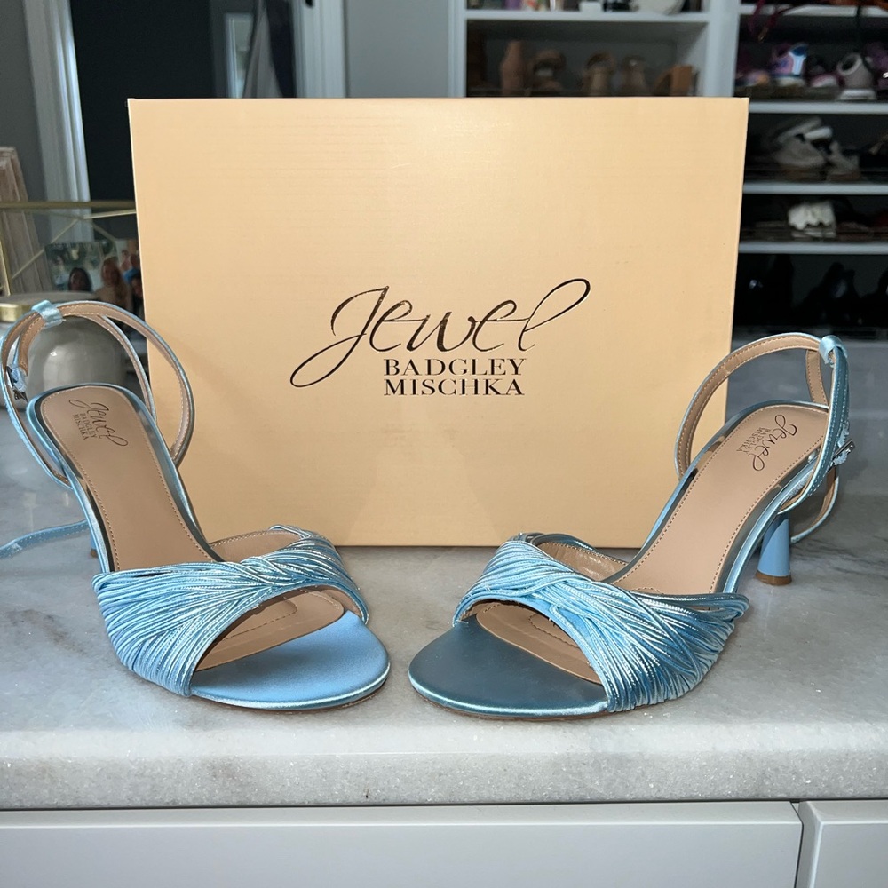 Nannette Women's Elegant Blue Heels